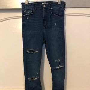 👖 Zara high waisted distressed denim